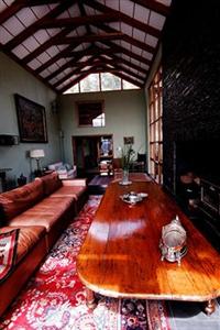 Santiago Hillside Hotel