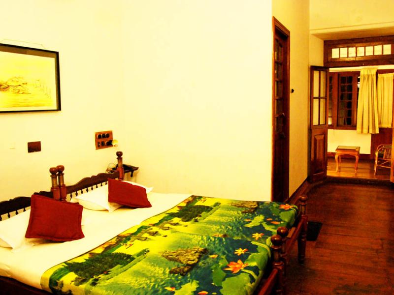 Rossitta Wood Castle