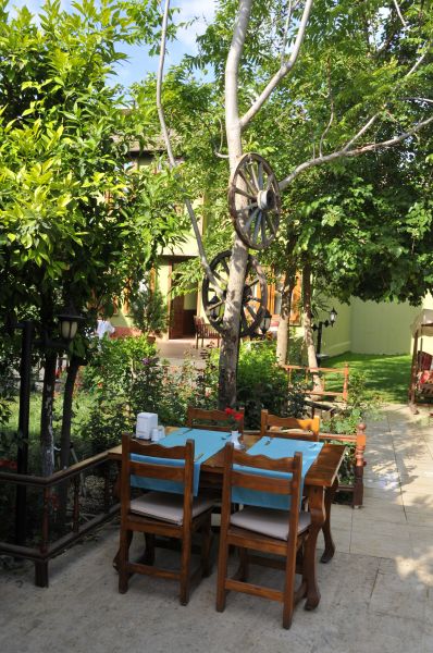 Maya Oscar Boutique Hotel