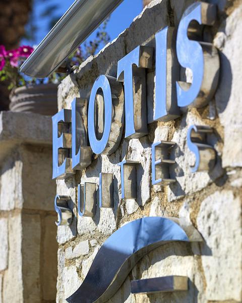 Elotis Suites