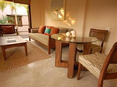 Villa Tanamera Resort