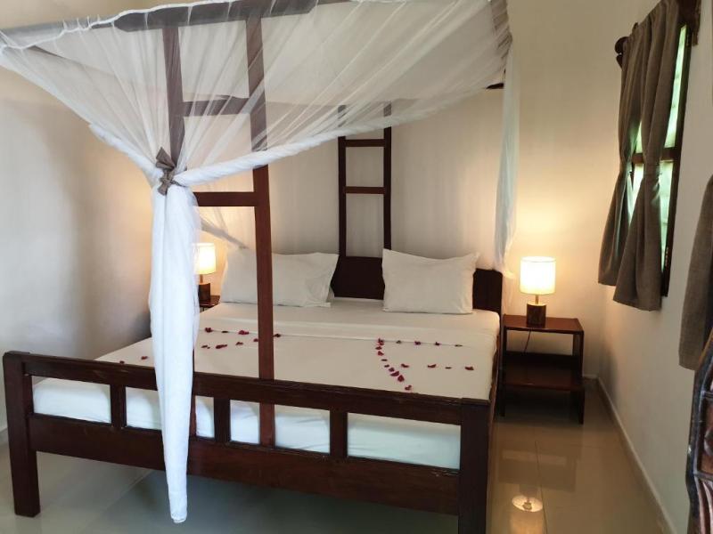 Nungwi Inn Beach Cottages