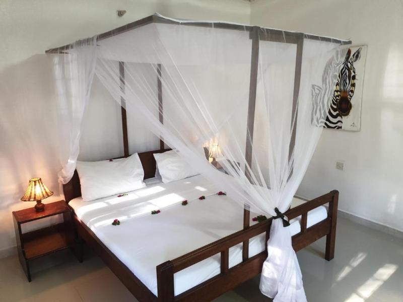 Nungwi Inn Beach Cottages