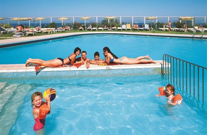 Belvedere Beach Hotel