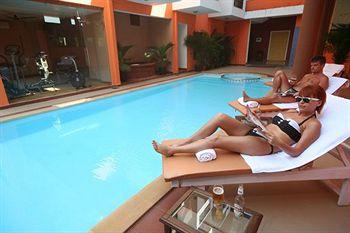 Le Seasons Beach Resort Candolim