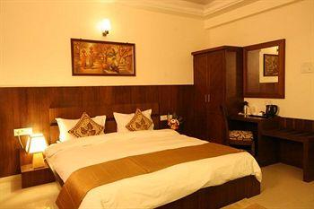 Le Seasons Beach Resort Candolim