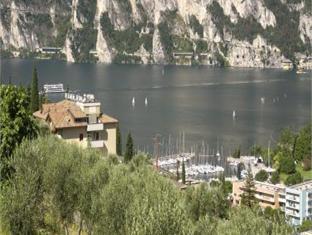 Hotel Benacus