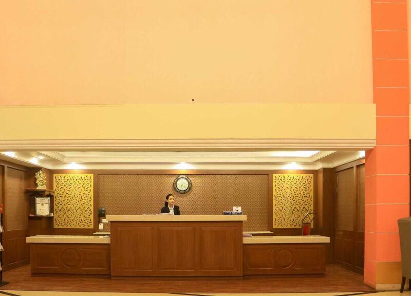 Dee Marks Hotel & Resorts