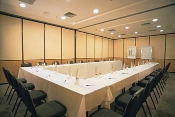 Golden Tulip Park Plaza