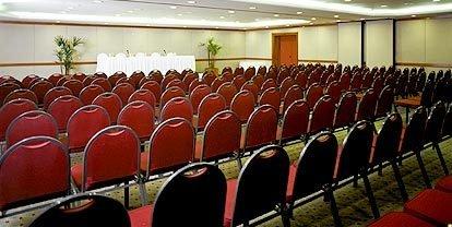 Golden Tulip Salvador