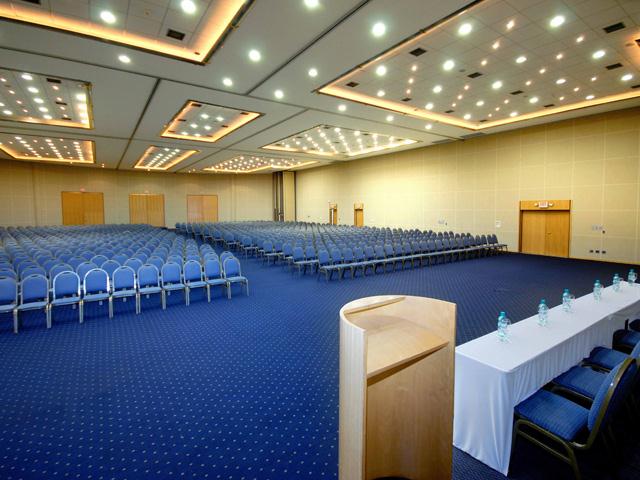 Golden Park International Foz