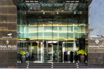 Отель Park Regis Kris Kin Hotel ОАЭ, Бур Дубай, фото 1