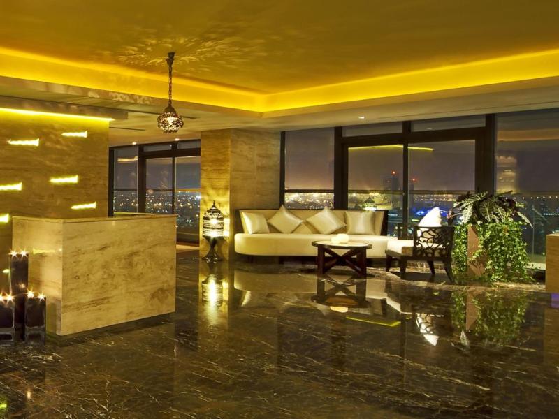 Park Regis Kris Kin Hotel