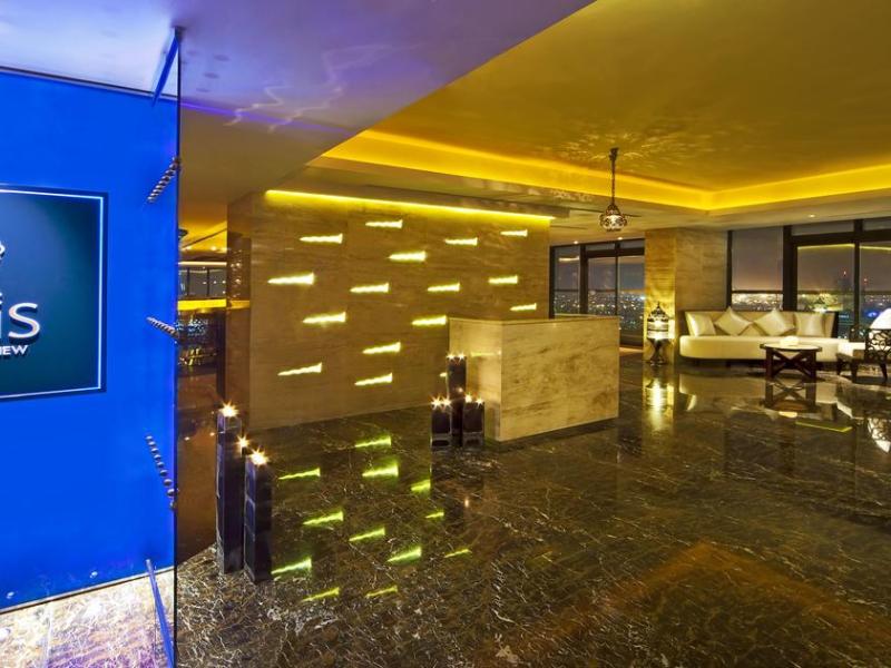 Park Regis Kris Kin Hotel