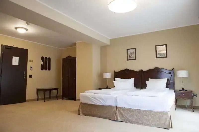 Classic Inn
