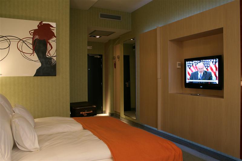 Golden Tulip Ana Tower