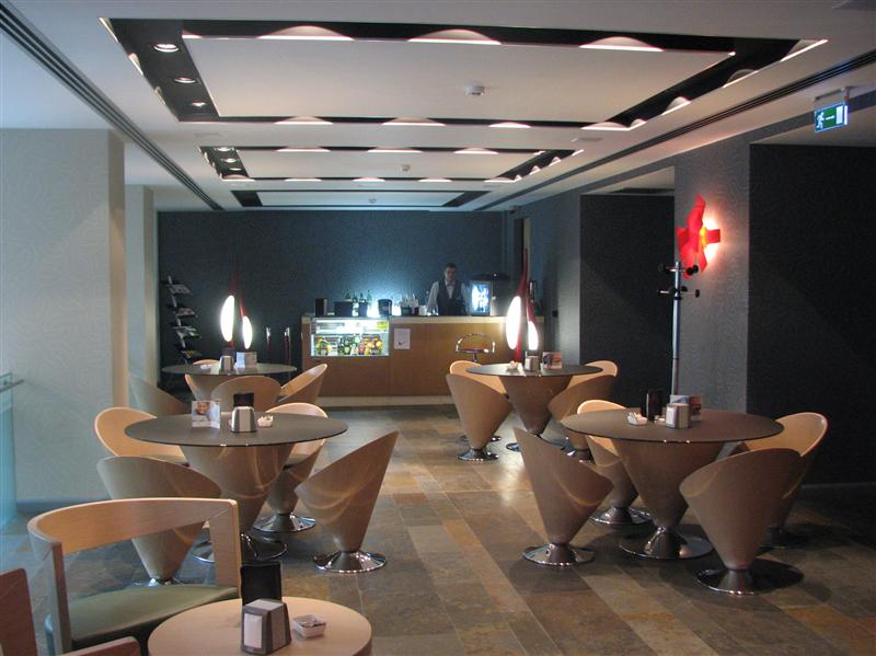 Golden Tulip Ana Tower