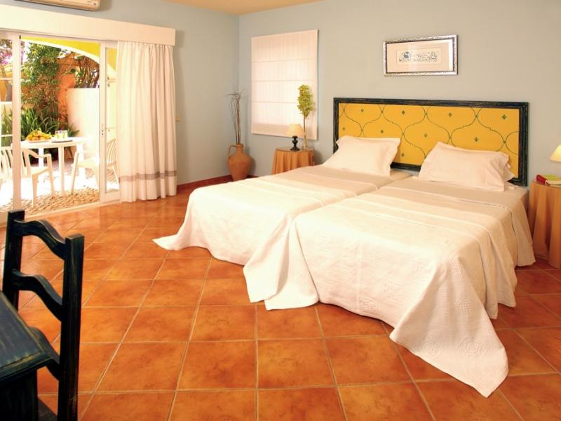 Costa d'Oiro Ambiance Village