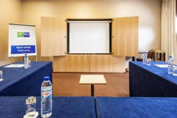 Отель Holiday Inn Express Lisbon - Oeiras Португалия, Лиссабонская Ривьера, фото 3