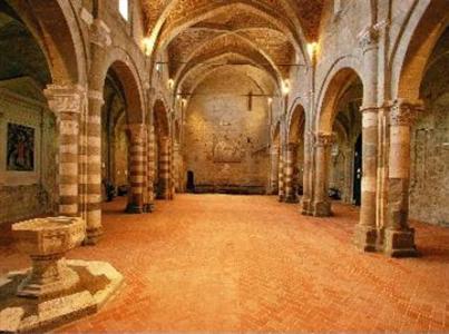 Sovana Hotel & Resort