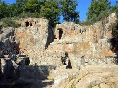 Sovana Hotel & Resort