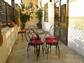 Puteoli Palace