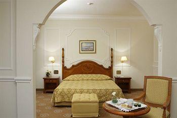 Vanvitelli Grand Hotel