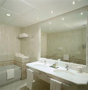 Vanvitelli Grand Hotel