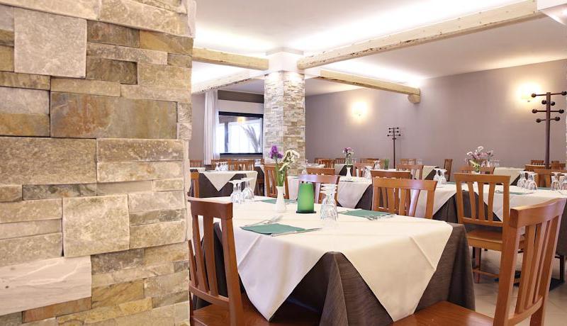 Pausania Inn