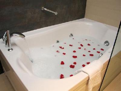 AH Granada Palace Suites Business & Spa
