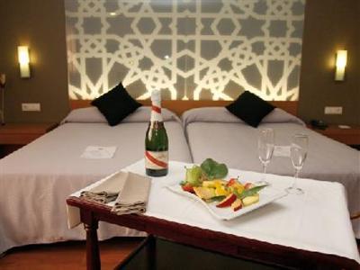 AH Granada Palace Suites Business & Spa