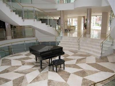 AH Granada Palace Suites Business & Spa