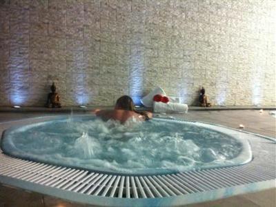 AH Granada Palace Suites Business & Spa