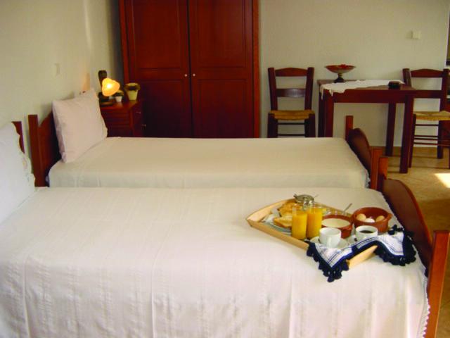 Ev Zin Hotel