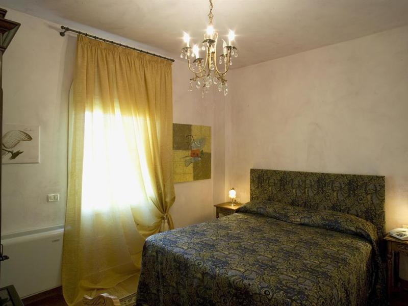 Relais Villa Roncuzzi