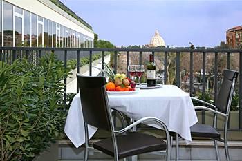 Cardinal Hotel St Peter