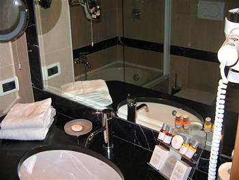 Cardinal Hotel St Peter