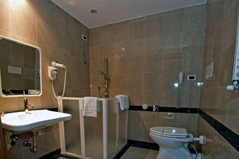 Cardinal Hotel St Peter