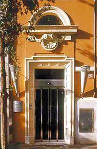 Hotel Franklin Feel The Sound