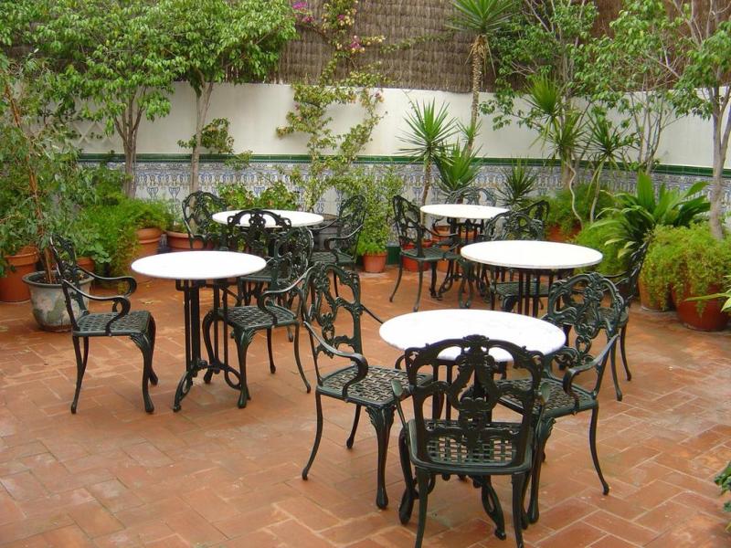 Meson Castilla Atiram