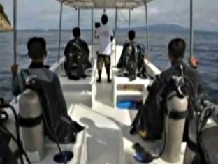 El Galleon Beach Resort