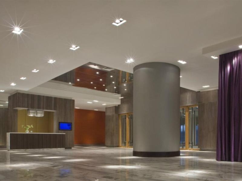 Hotel W