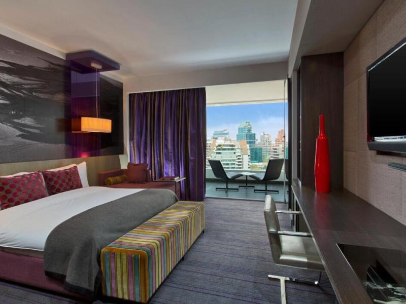 Hotel W