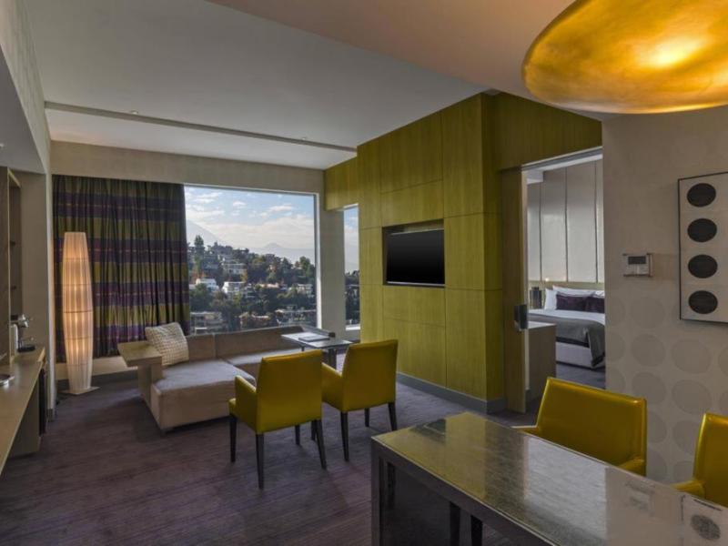 Hotel W