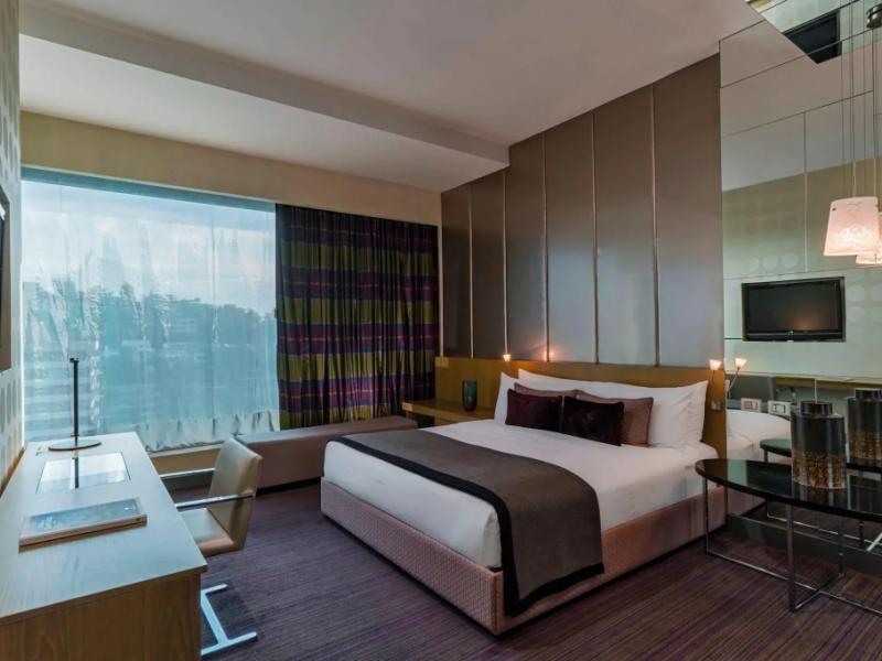 Hotel W