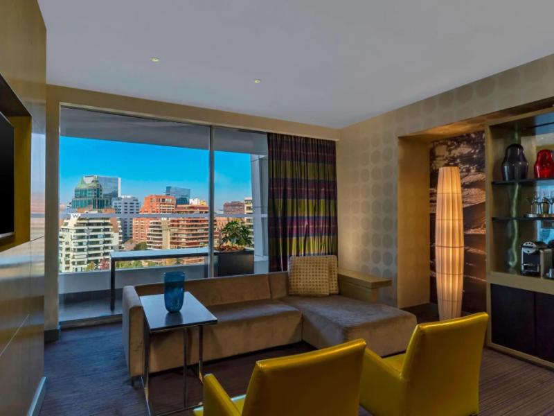 Hotel W