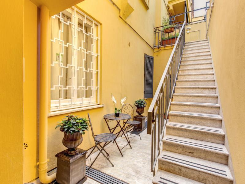 Residenza Domizia Smart Design