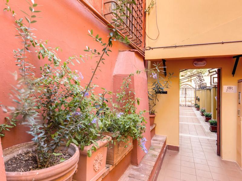 Residenza Domizia Smart Design