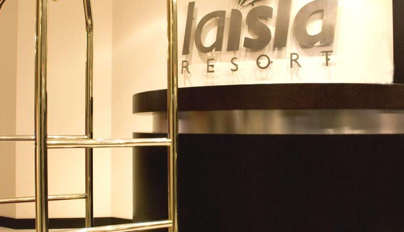 La Isla Resort