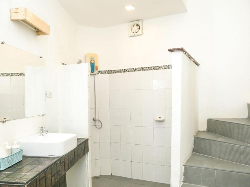 White House Bailan Resort